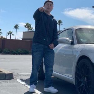 Meet your Posher, Isaac